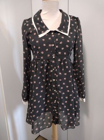 Verspieltes Blusenkleid