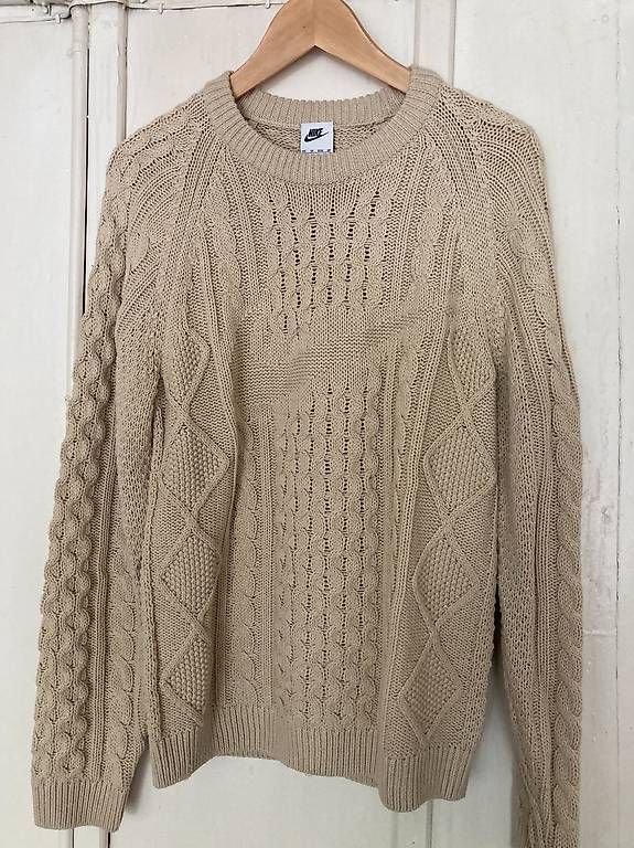 Nike Pullover & Sweatshirts: Strickpulli von Nike – Gebraucht aus Zürich von Annico1