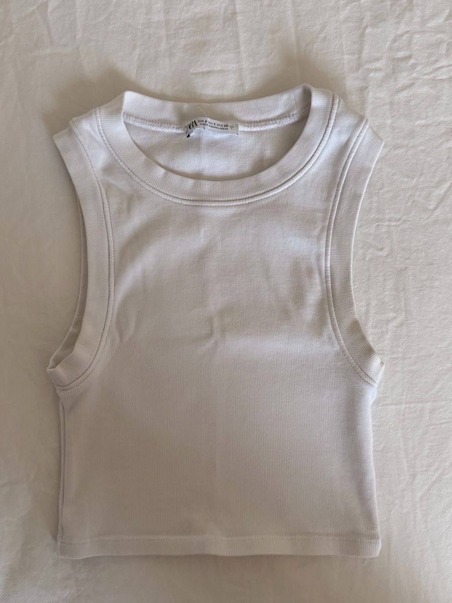 Zara Tops: ZARA tank top  – D'occasion à Buonas par mej_6s67