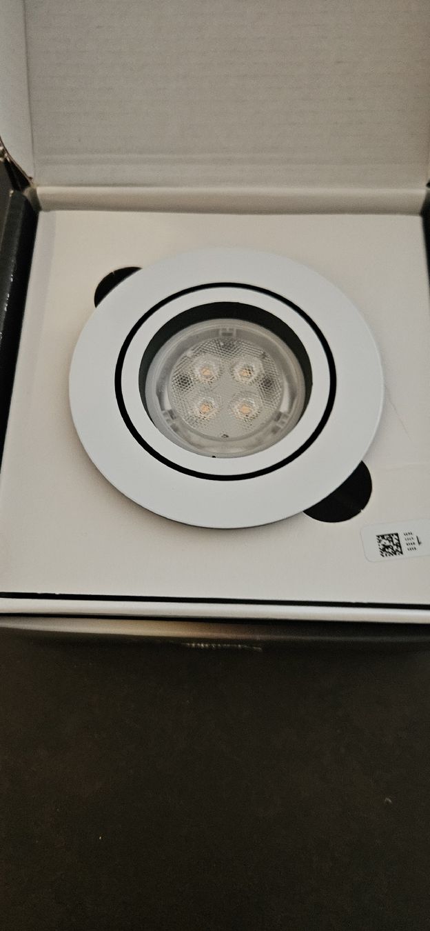 Philips Lampadari & plafoniere: 3x PHILIPS HUE Einbauspots White Ambiance Milliskin – Nuovo (secondo la descrizione) da Tobel venduto da Nicci_dee 1