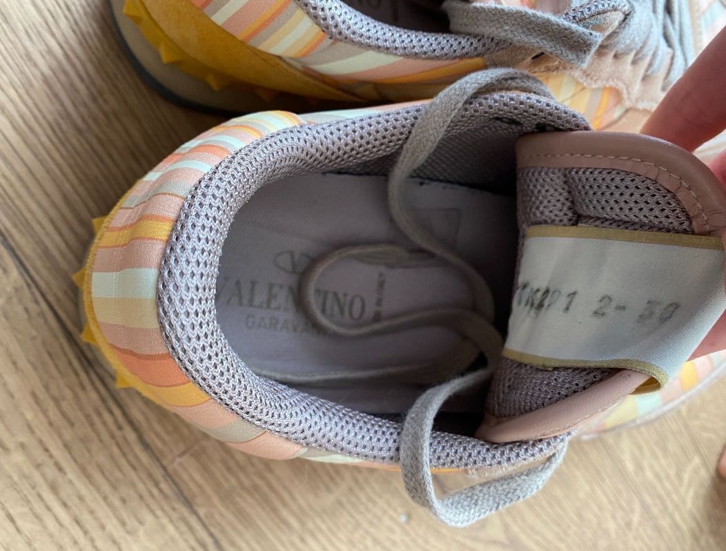 Valentino Damenschuhe: Valentino Garavani Multicolor Rockrunner, Gr. 38 – Gebraucht aus Adliswil von alina.uhl 3