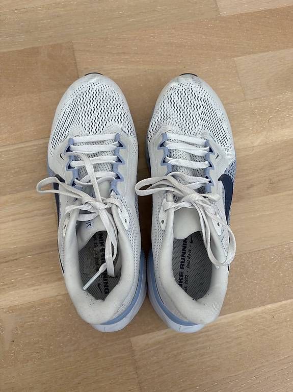 Nike Scarpe da donna: Nike Laufschuh – Nuovo (secondo la descrizione) da Schüpfen venduto da ani_gj8r 2