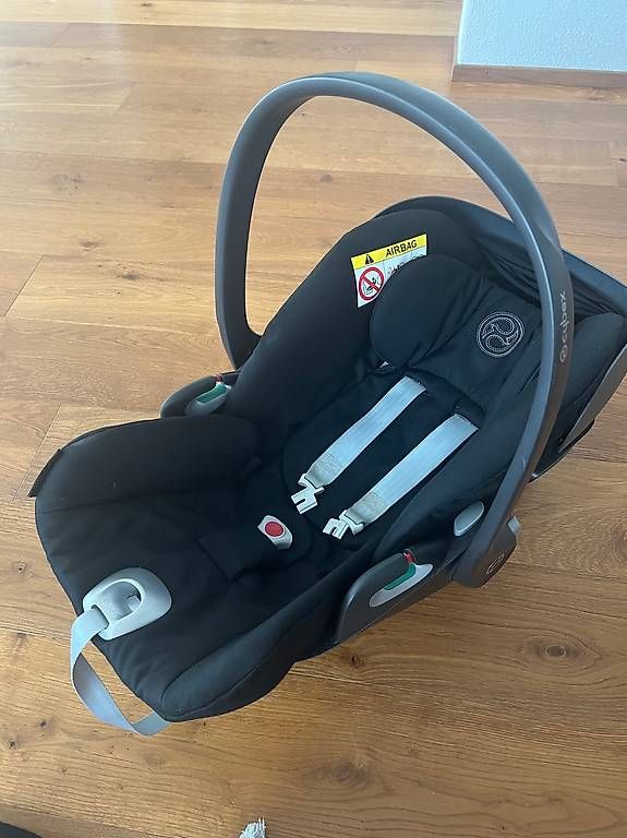 Auto-Kindersitze: Cybex Babyschale – Gebraucht aus Dietwil von ami_ck8l