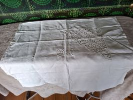 Schöner antiker, Kissenbezug mit Monogramm + Spitzeneinsatz