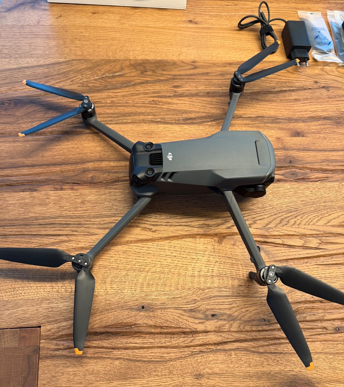DJI Modellismo RC: DJI Mavic 3 Pro Fly more Combo – Usato da Wollerau venduto da qua_hw62 3