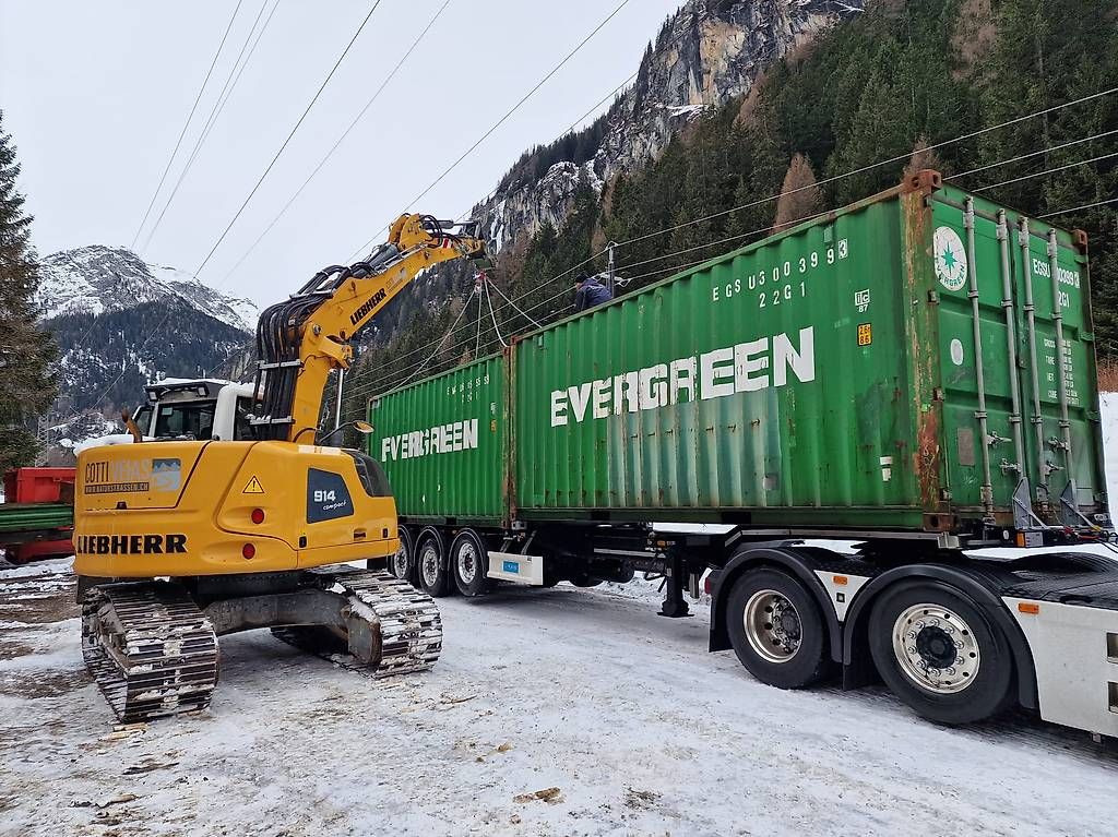 Sonstiges für Büro & Gewerbe: 20Fuss Seecontainer / Lagercontainer Wind und Wasserdicht CW – Gebraucht aus Zofingen von CLICKENHAUS 5