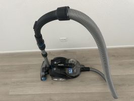 Staubsauger Philips PowerPro Expert beutellos gebraucht