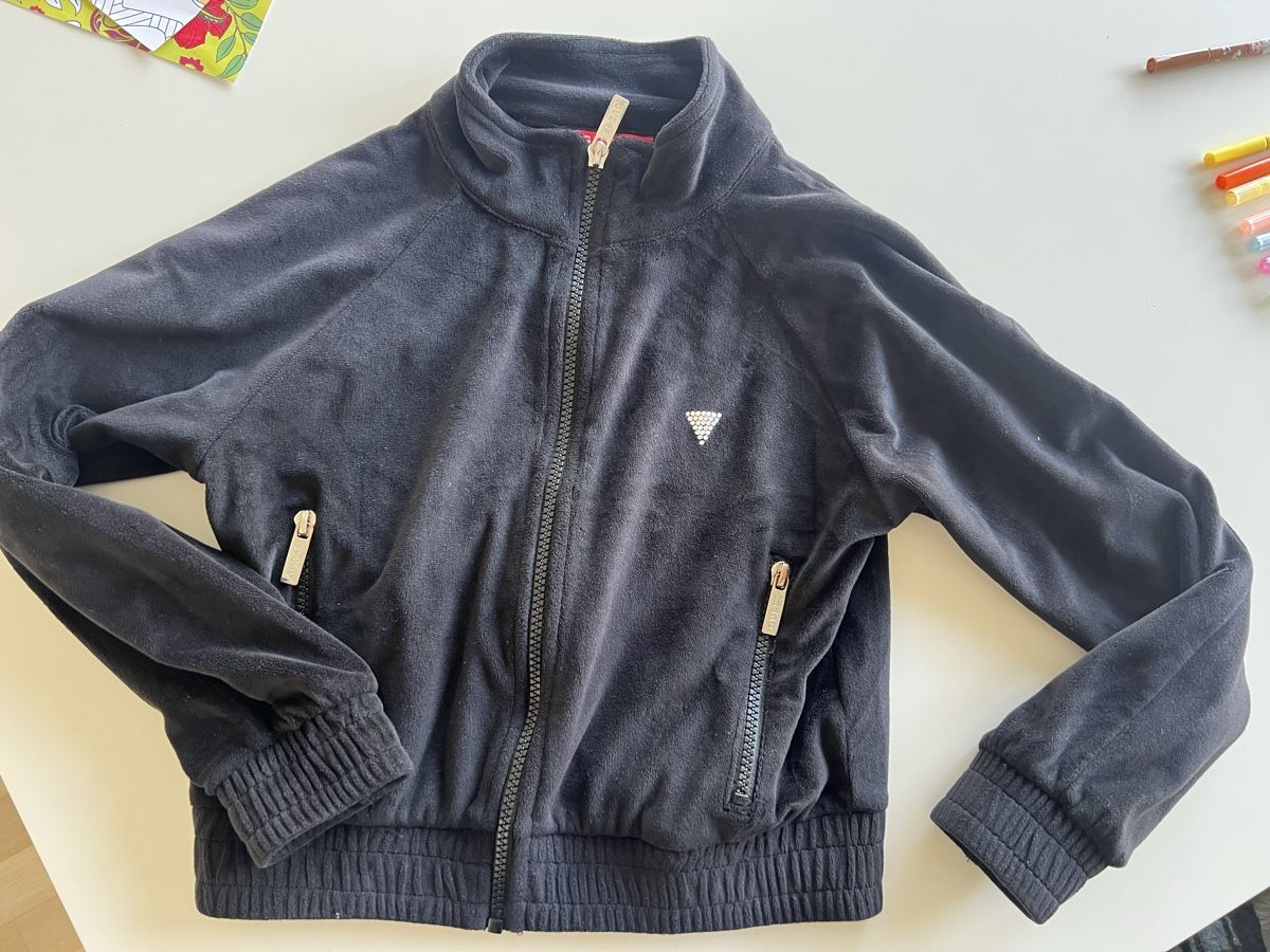 Guess Maglioni & Felpe: Jaquette guess 8 ans – Usato da Sion venduto da jerermy1911