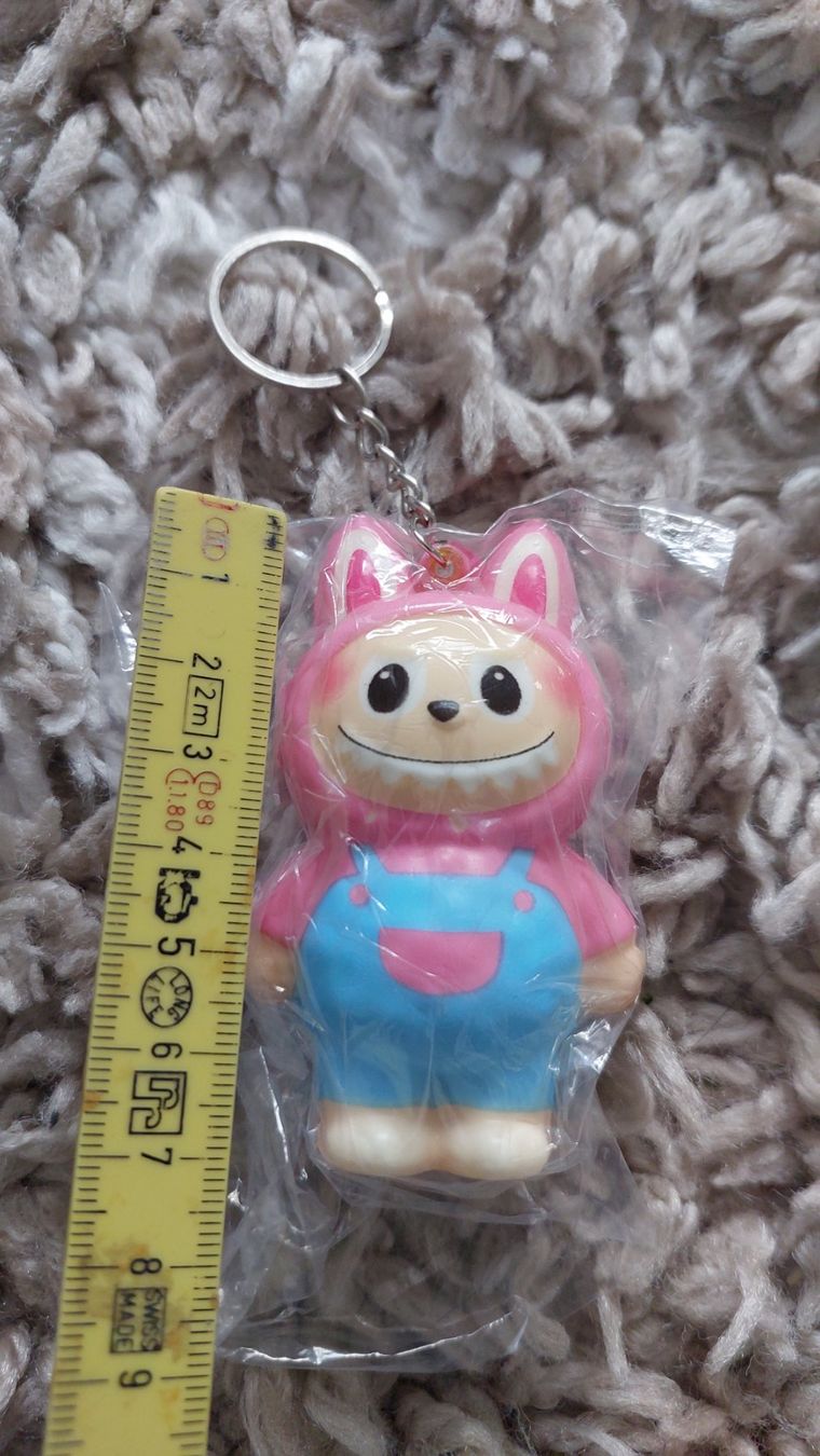 Rimorchi: Niedliche Labubu Squishy Anhänger – Nuovo e nell'imballaggio originale da Hittnau venduto da Razorback_1971 2