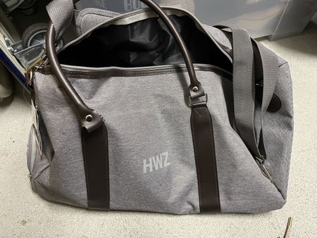 Tasche grau