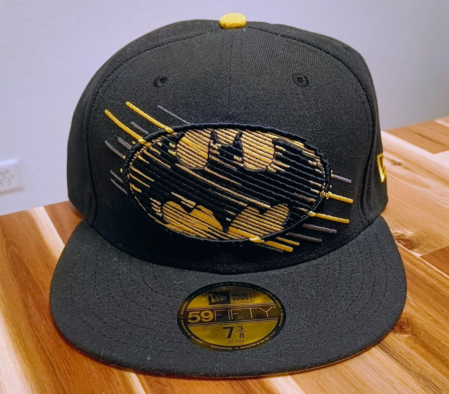 Altro in  Abbigliamento & Accessori: Batman New Era Cap Grösse 7 3/8 – Usato da Olten venduto da Pungseon2x