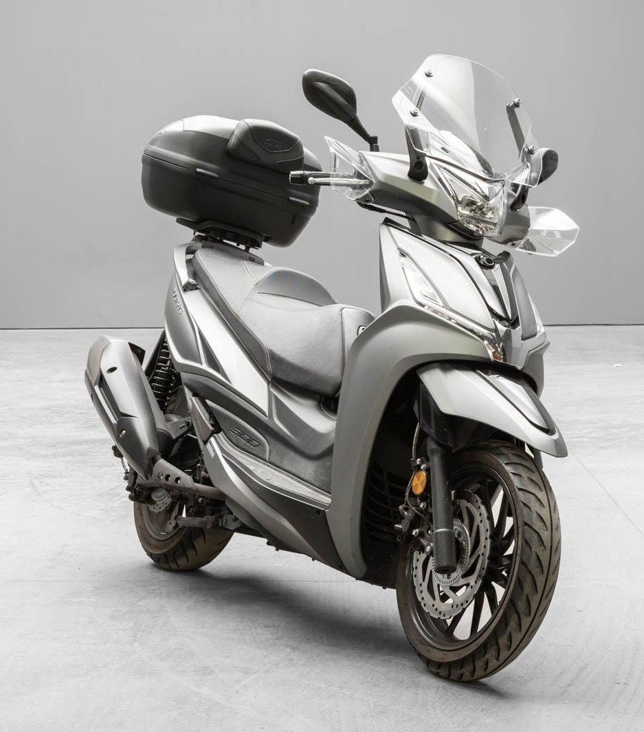 Kymco Scooter: Scooter Kymco Agility 300i R16 Plus – Usato da Paradiso venduto da johjoh2k