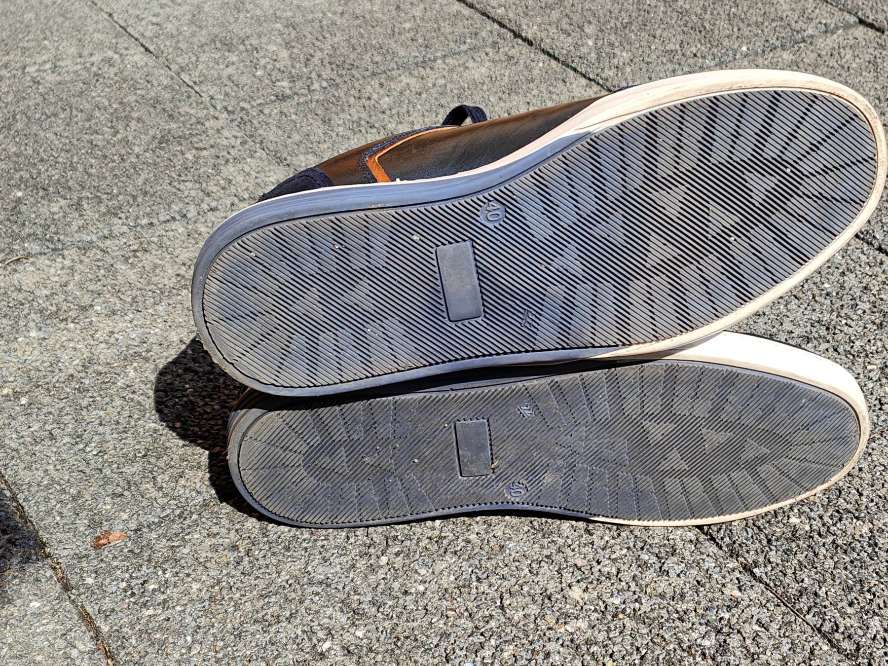 Herrenschuhe: Sneakers Oliver Jacob Gr. 40 – Gebraucht aus Mels von velo-city 2