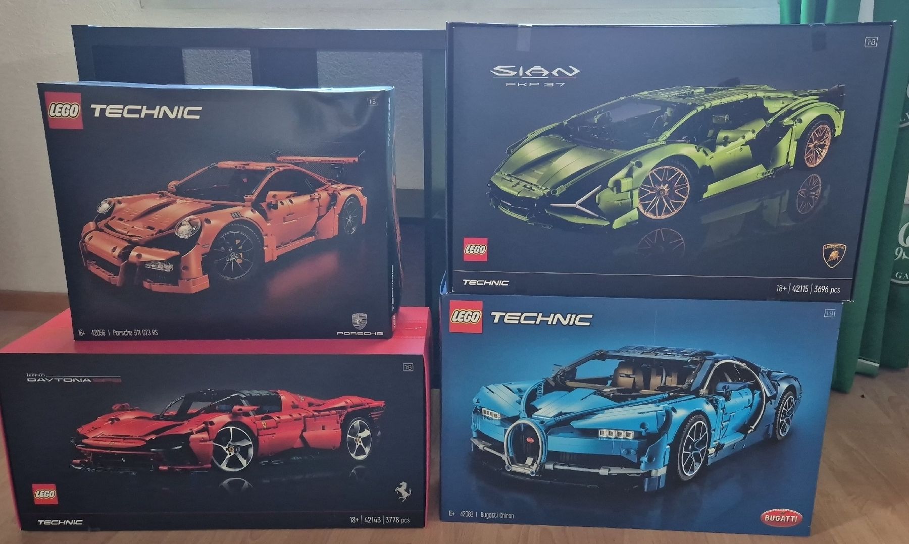 Lego Kit di costruzioni: Lego Technic Supersportwagen Sammlung – Nuovo e nell'imballaggio originale da Elsau venduto da magsli1879 1
