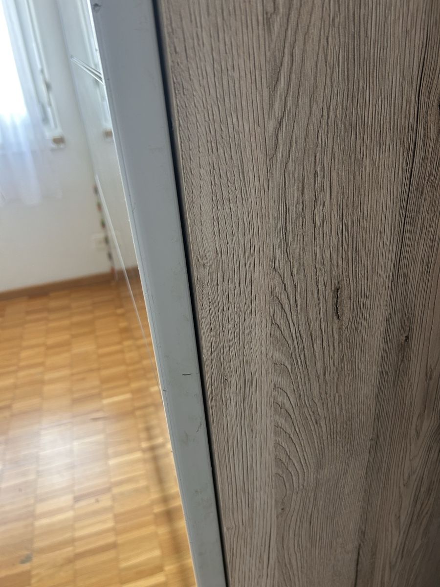 Armadi: Kleiderschrank – Usato da hedingen venduto da Martina-2000 1
