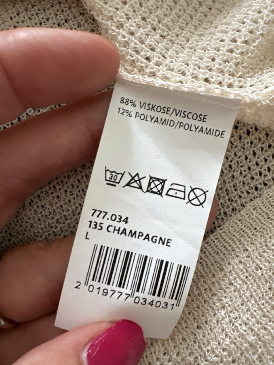 Pullover & Sweatshirts: Neuwertige feine Strickpulli, L – Gebraucht aus Azmoos von alix001 3