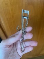 Partial eyelash curler