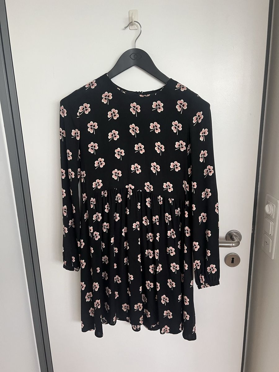 Hallhuber Vestiti: Blümchenkleid, schwarz mit rosa Blumen, Gr. S – Nuovo (secondo la descrizione) da Biel/Bienne venduto da RO19 1
