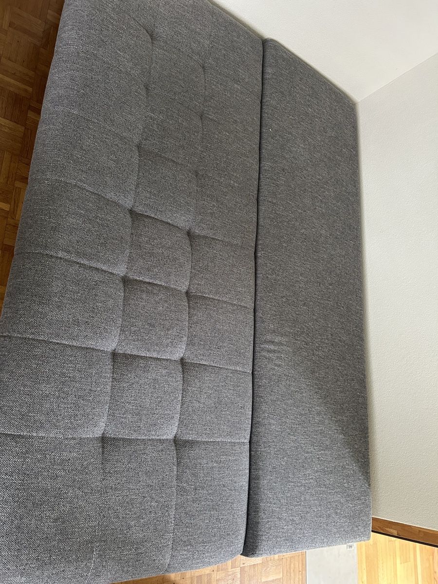 Divani: Schlafsofa in Grau zu verkaufen. – Usato da Cham venduto da gri_kv2p 1