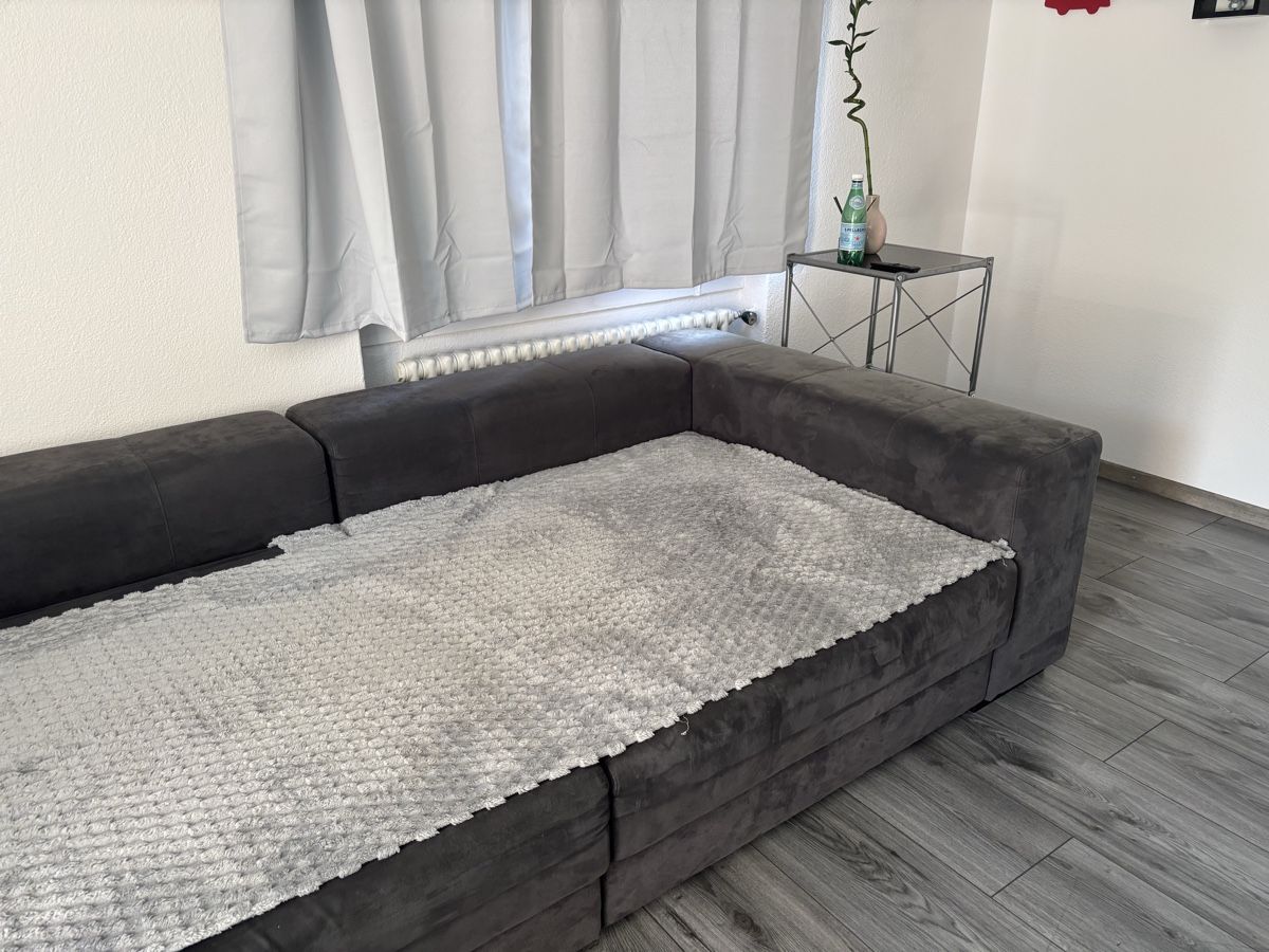 Sofas: Ecksofa dunkelgrau gute Grösse funktional – Gebraucht aus Menziken von jul.kl 5