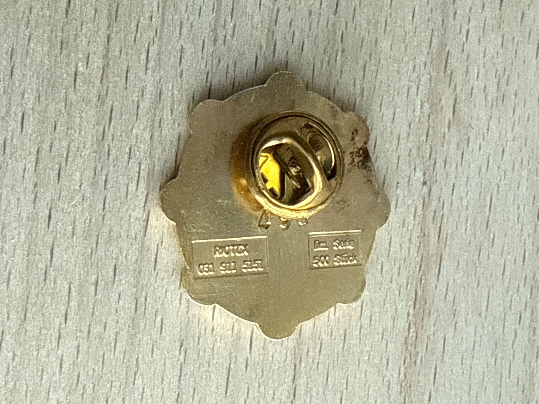 Plaketten & Abzeichen: Pin Kriminalpolizei Bern Dezernate – Gebraucht aus Glattbrugg von Schweigmatt 1