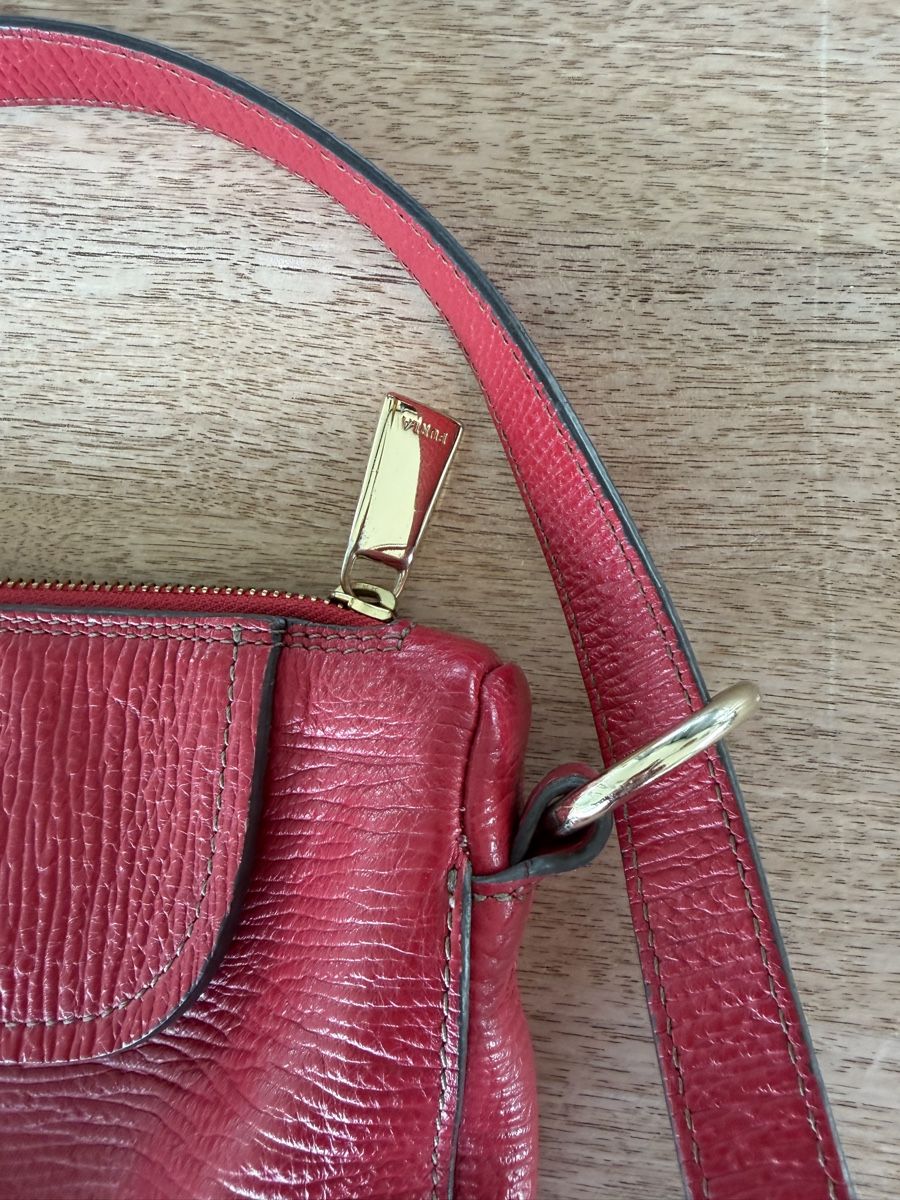 Furla Borse da donna: Furla Red Leather Shoulder Bag - Stylish & Functional – Usato da Allschwil venduto da cen_hbj2 3
