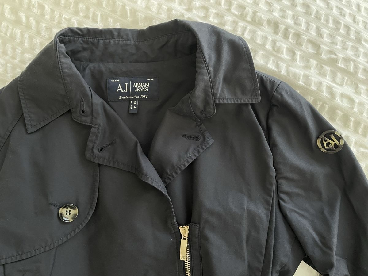 Armani Cappotti: ARMANI Jeans Damen Trenchcoat – Usato da Cham venduto da elvirabe 2