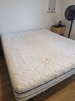 Double mattress & bed frame - Doppelbett & Lattenrost