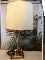 Tischlampe klassischer Stil ! sehr schöner Zustand !