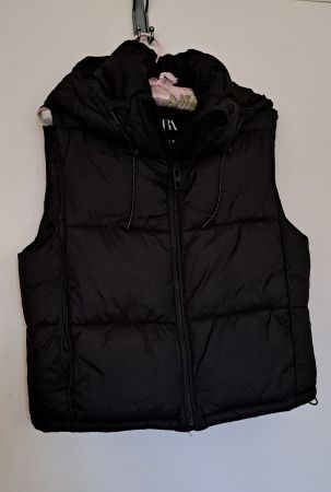 Doudoune sans manches "Zara" noire à capuche, taille M