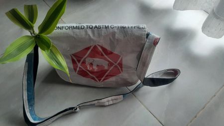K..) Upcycling Bag Tasche Umhängetasche Elefant