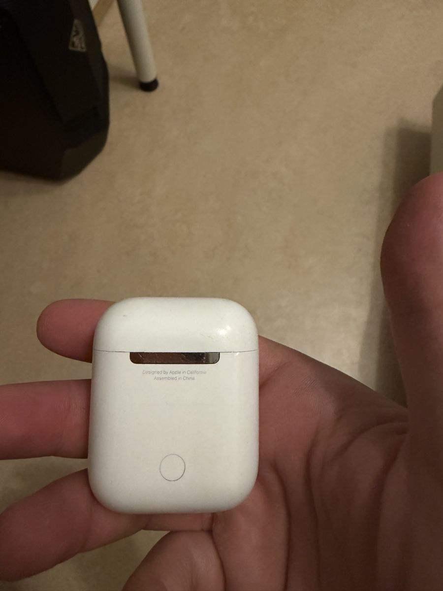 Apple Kopfhörer: Apple AirPods  – Gebraucht aus Zürich von fresh0001 4