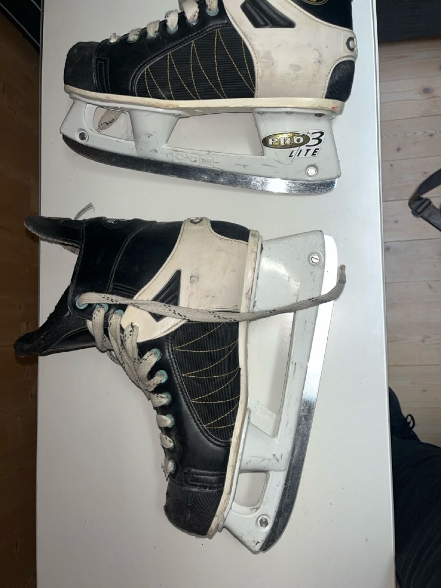 Ccm Schlittschuhe: CCM Hockey Skates Pro3 Lite Gebraucht – Gebraucht aus Luzern von LuzernerShop 2