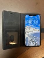 iPhone 11 mit neuer Leder Klapphülle mit Kartenfach