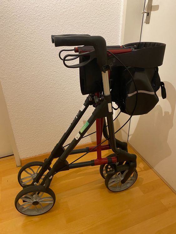 Elegantes Rollator Faltbar Testsieger Ebenbildnull