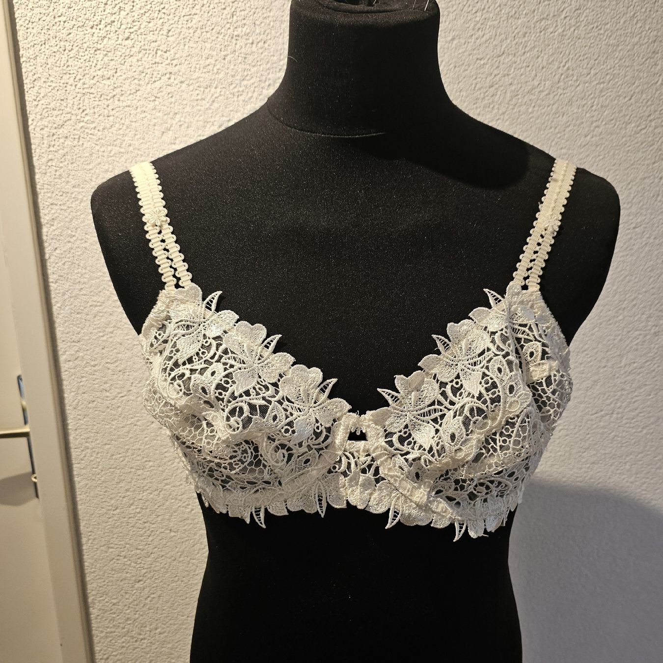 Altra biancheria intima: Spitzern  bh gr 85 – Nuovo (secondo la descrizione) da wolfhalden venduto da 46464646