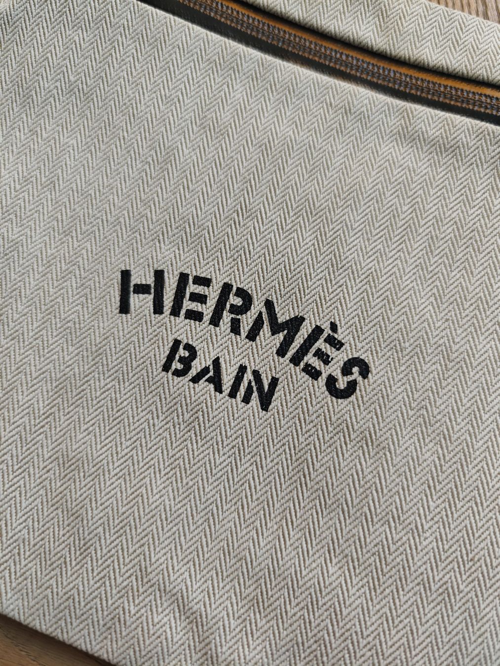 Hermès Borse: HERMÈS Kulturbeutel Necesssair – Usato da Erlenbach ZH venduto da nlh 2