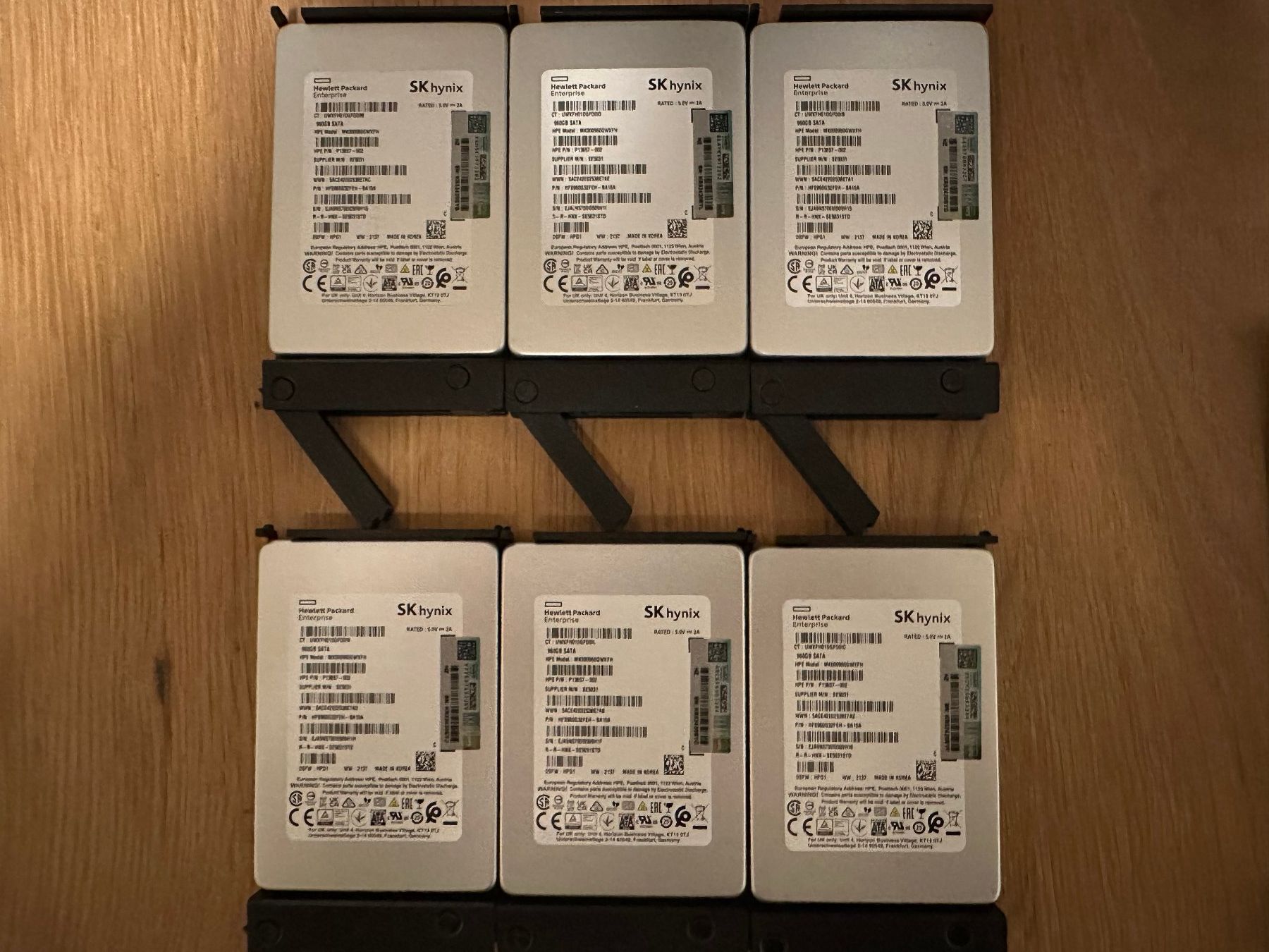 Server mit 8x3.8TB SAS,6x960GB & 2x480GB SATA SSD, 512GB RAM (Gebraucht ...