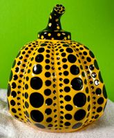 Yayoi Kusama Pumpkin Figur