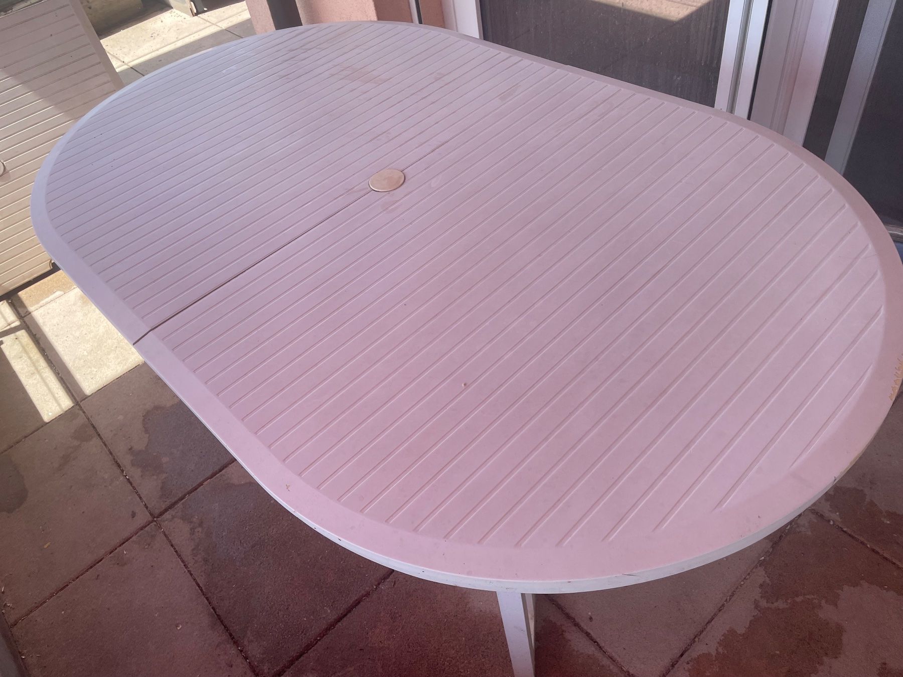 Tischset: Table et chaises de jardin – Gebraucht aus Aclens von MERINETTE