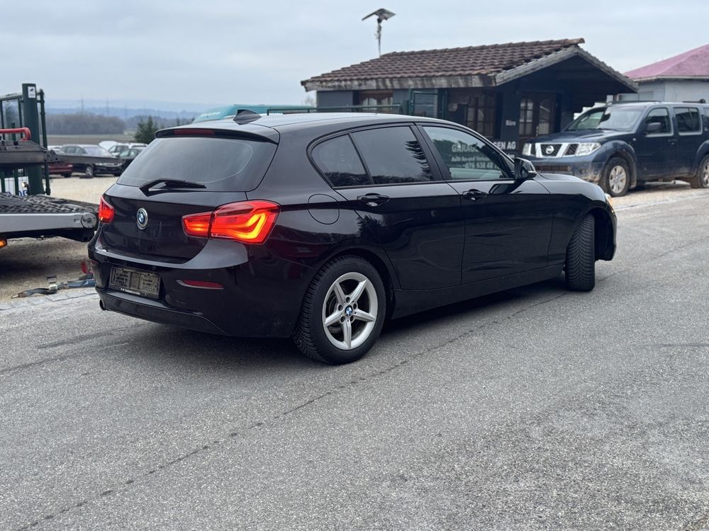 BMW 118i 3