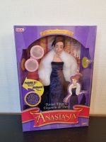 Poupée Anastasia Paris Elegance
