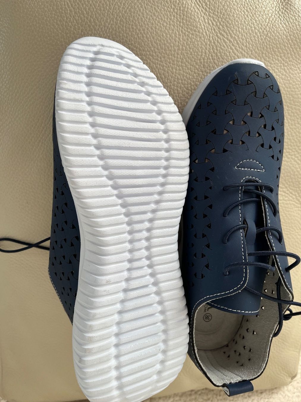 Damenschuhe: Sneaker /// 38 /// Sommerschuh – Neu (gemäss Beschreibung) aus Brittnau von Zofigerin 2