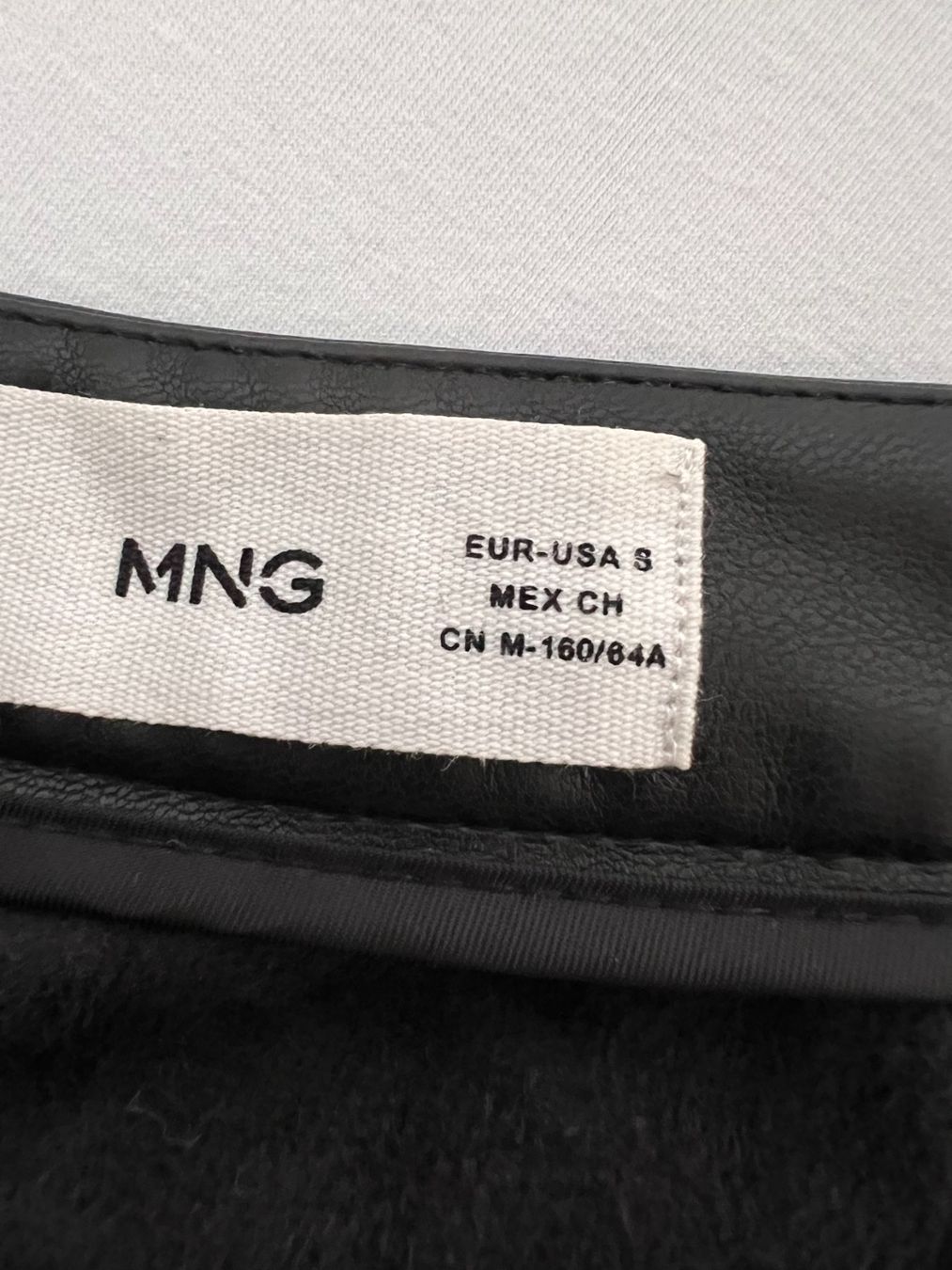 Mango Gonne: Kunstlederjupe Mango Gr. S – Usato da Canobbio venduto da miro002 3