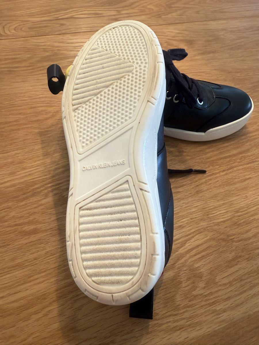 Calvin Klein Scarpe da donna: Calvin Klein Sneaker – Usato da Kreuzlingen venduto da Tronc59 4