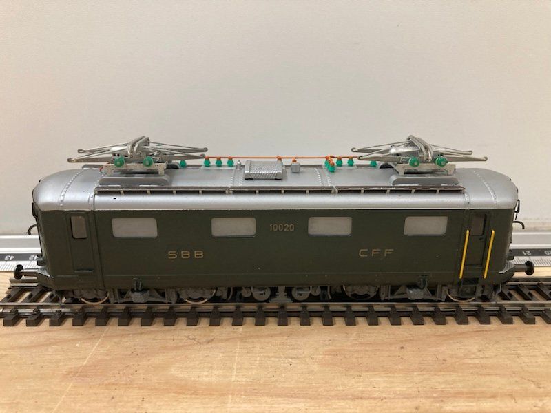 Metropolitan Modelleisenbahnen: Metropolitan H0 Elektrolok 10020 SBB Re 4/4I 714 – Gebraucht aus Brislach von ModellbahnDepot 2