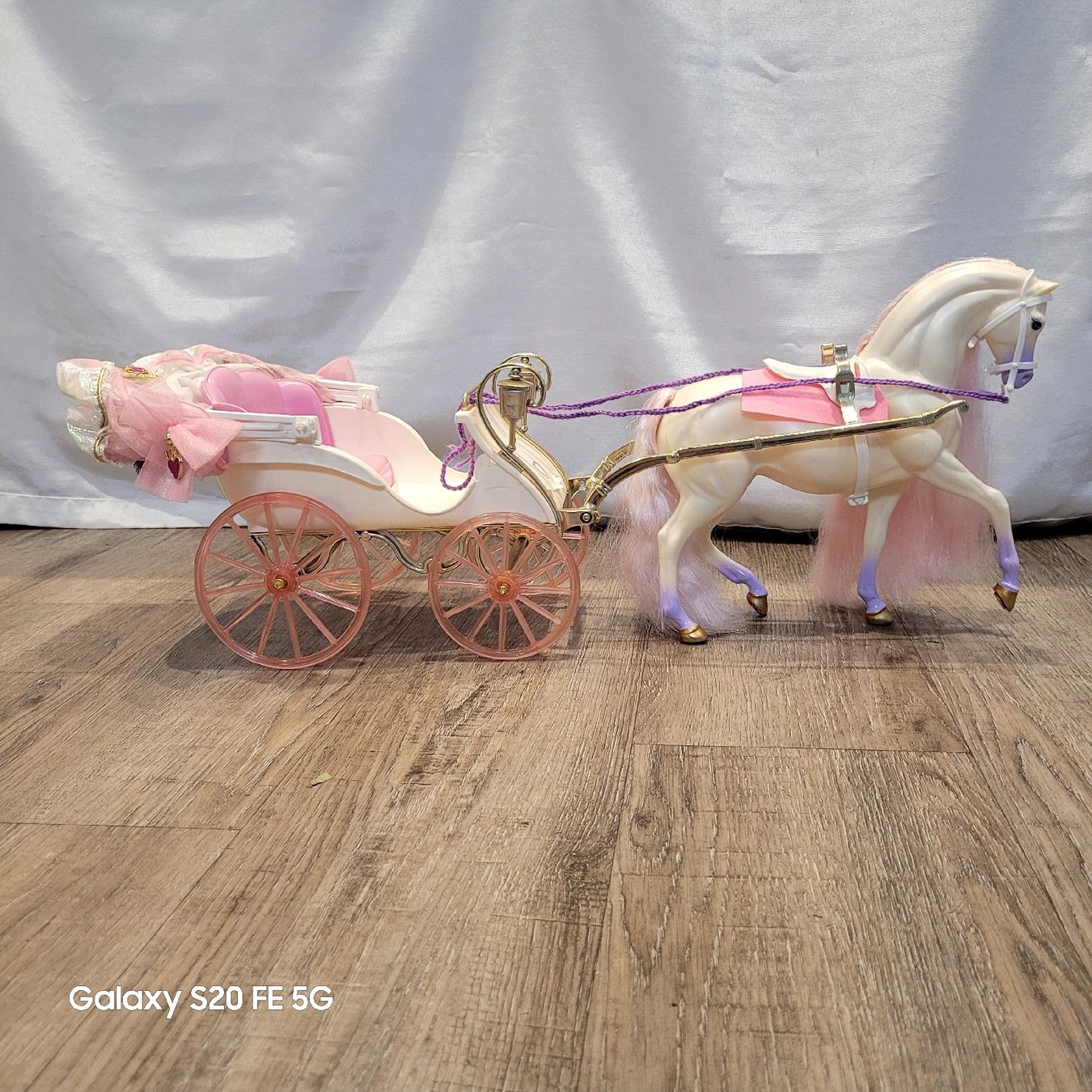 Giocattoli: Barbie Pferd Zauberherzchen mit Kutsche – Usato da Niederbuchsiten venduto da klengyel 4