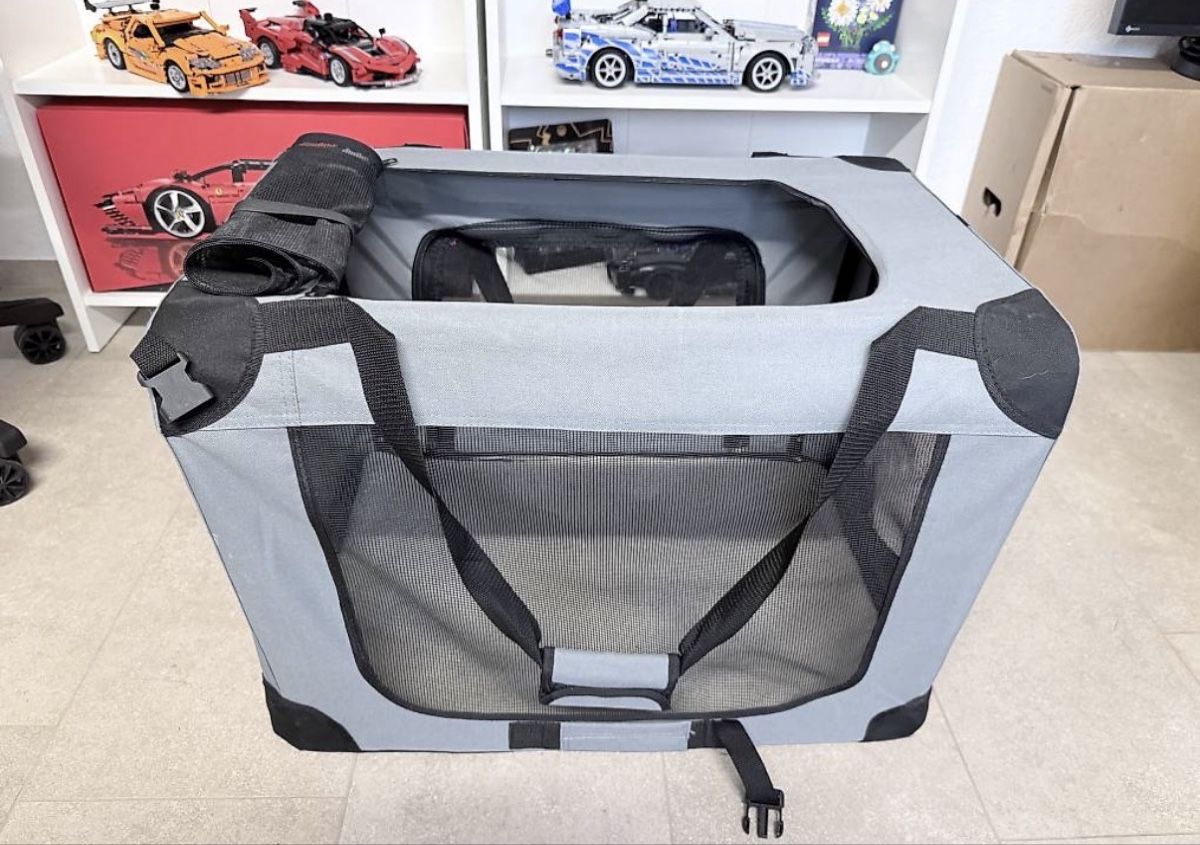 Niches, paniers: QUALIPET Freezack Soft Kennel Transportbox Grau – D'occasion à Sennwald par Cloe_M98 1