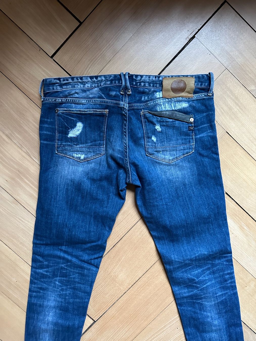 Le Temps Des Cerises Jeans: LE TEMPS DES CERISES - Destroyed Jeans blau W30 – Gebraucht aus Zürich von Diazaio 2