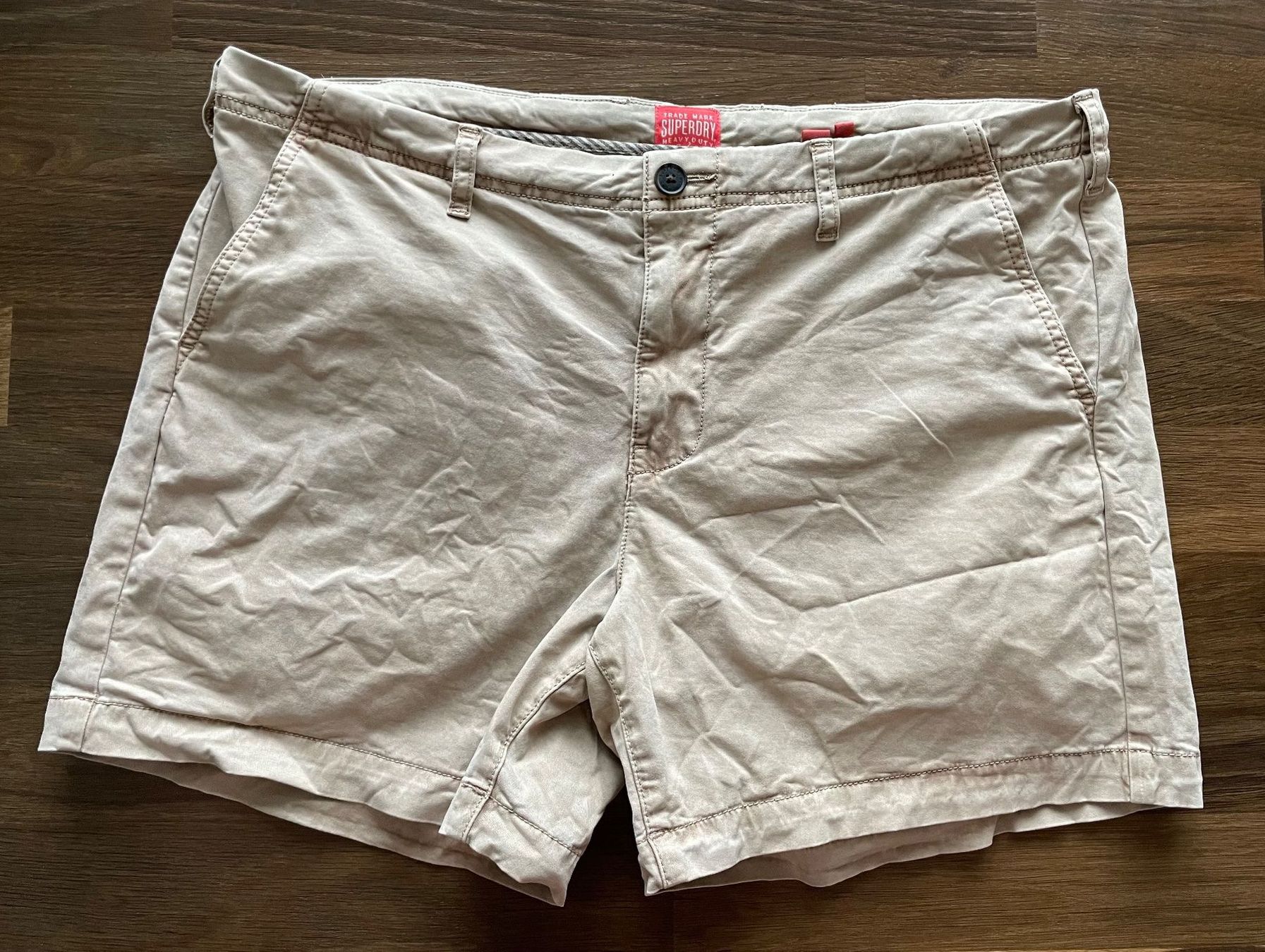 Superdry Pantaloni: Short Superdry Woman XL – Usato da Olten venduto da B3ren